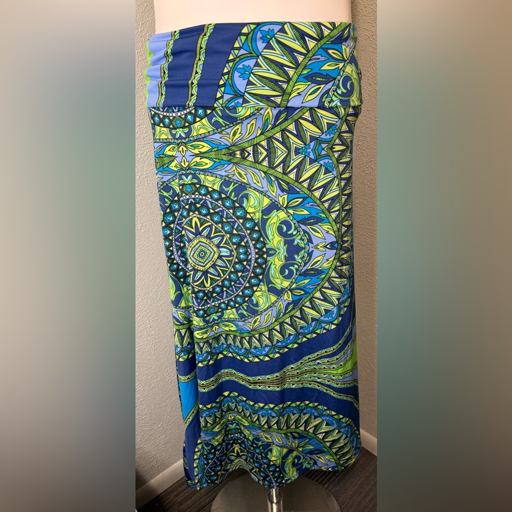 🌈Bold Mandala Print Fold Over Maxi Skirt- XL. ✨Boho Beauty✨Eye Catching Color